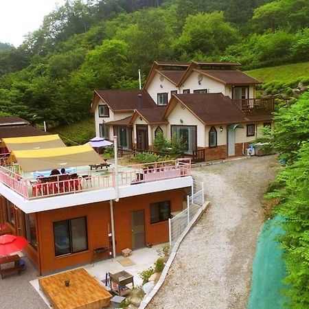 Hongcheon Flowering Hill Pension 外观 照片